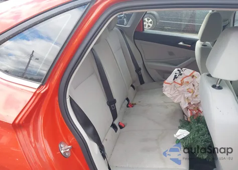 2019 Volkswagen Jetta 1.4T R-Line/1.4T S/1.4T Se from USA, damaged, VIN 3VWC57BU5KM113334